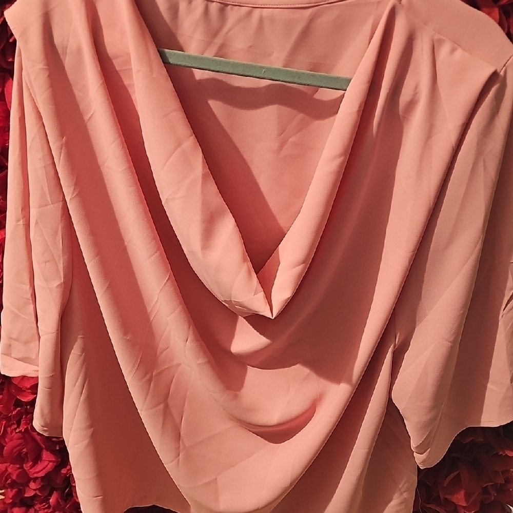 Dokoto NWT Women's legant Pink Drape Neck Women's Top Size 2XL